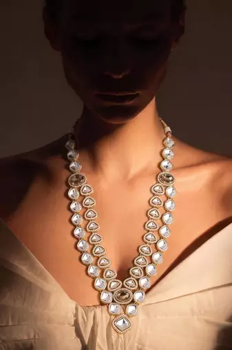 Gold kundan necklace for women – grand festive jewellery