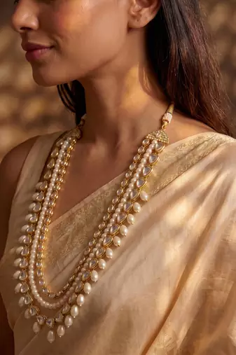 White kundan pearl necklace for women – timeless party wear necklace