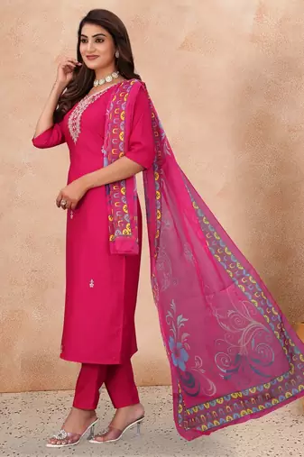 PINK EMBRODEIRY WORK WITH DIGITAL DUPATTA AND FABRIC COTTON BLEND KURTI PANT DUPATTA SET