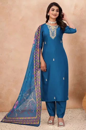 BLUE EMBRODEIRY WORK WITH DIGITAL DUPATTA AND FABRIC COTTON BLEND KURTI PANT DUPATTA SET