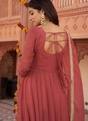 Rosegold georgette plain anarkali kurta set with dupatta for women 3
