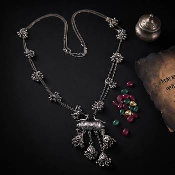 Traditional silver color oxidised necklace 1