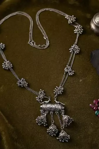 Traditional silver color oxidised necklace