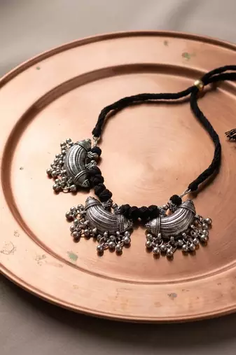 Designer silver & black color oxidised necklace