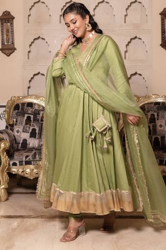 Green silk blend plain anarkali kurta set with dupatta for women