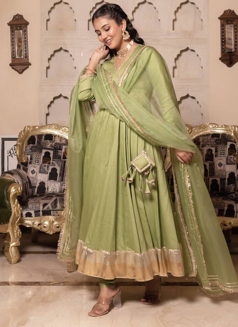 Green silk blend plain anarkali kurta set with dupatta for women