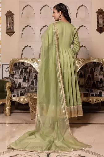 Green silk blend plain anarkali kurta set with dupatta for women