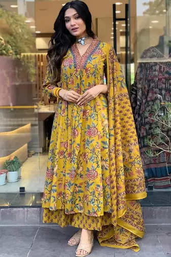 MUSTARD FLORAL DIGITAL PRINT DESIGN AND COTTON BLEND FABRIC ANARKALI KURTI PALAZZO DUPATTA SET