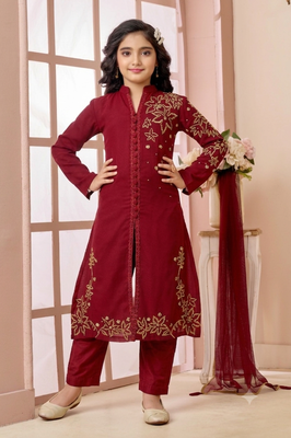 Red embroidered faux georgette straight cut kids salwar suits 1