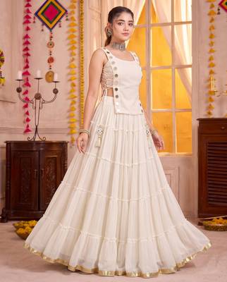White Georgette Navratri Special Premium Designer Lehenga Choli Set 4