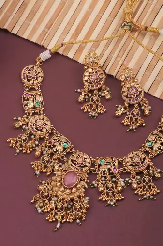 Multicolor gold plated temple jewellery set – classic ethnic accessory