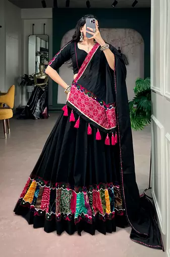 women black & multicolor gamthi lace navratri special chaniya choli set - free size