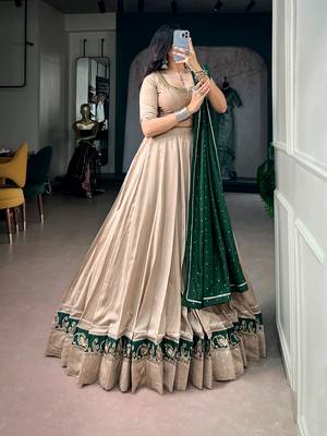 women beige chanderi silk embroidered border flared lehenga choli with dupatta - free size 4