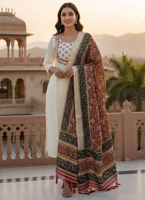 Cream khadi embroidered kurta set 1