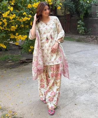 Off-white silk blend printed farshi salwar set 2