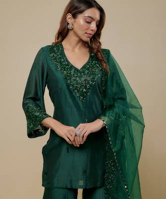 Emerald green embroidered chanderi organza sharara set 4