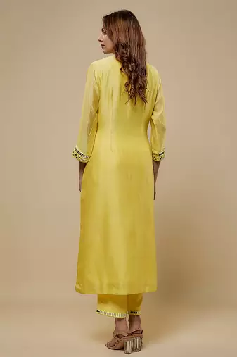 Butter yellow embroidered chanderi muslin organza kurta set