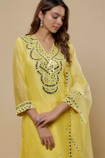 Butter yellow embroidered chanderi muslin organza kurta set