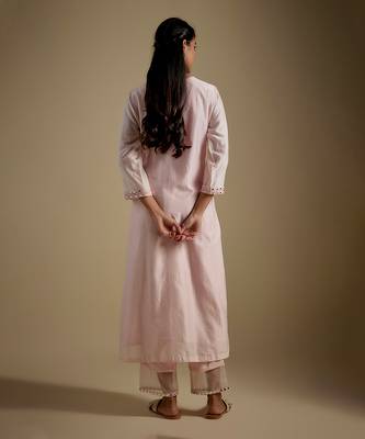 Baby pink embroidered chanderi muslin organza kurta set 2