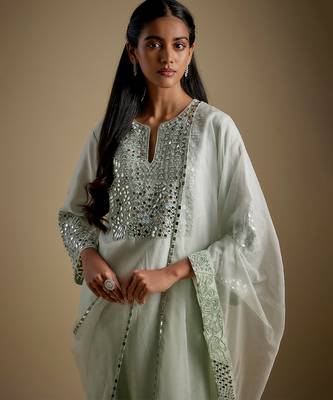 Mint green embroidered chanderi muslin organza kurta set 4