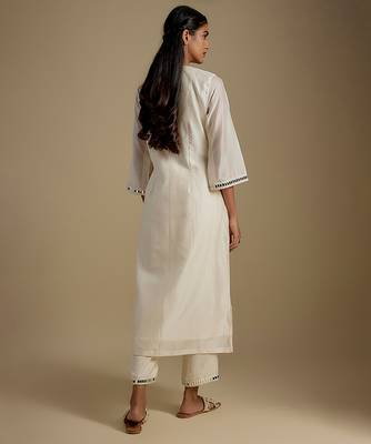 Ivory embroidered chanderi muslin organza kurta set 2