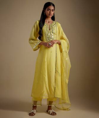 Baby yellow embroidered chanderi muslin organza kurta set 1