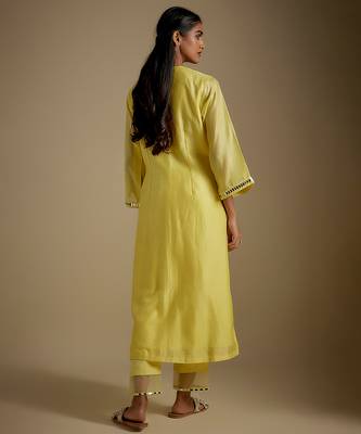 Baby yellow embroidered chanderi muslin organza kurta set 2
