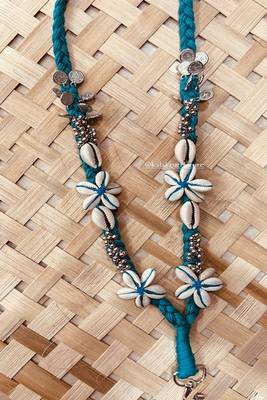 Teal lanyard 1