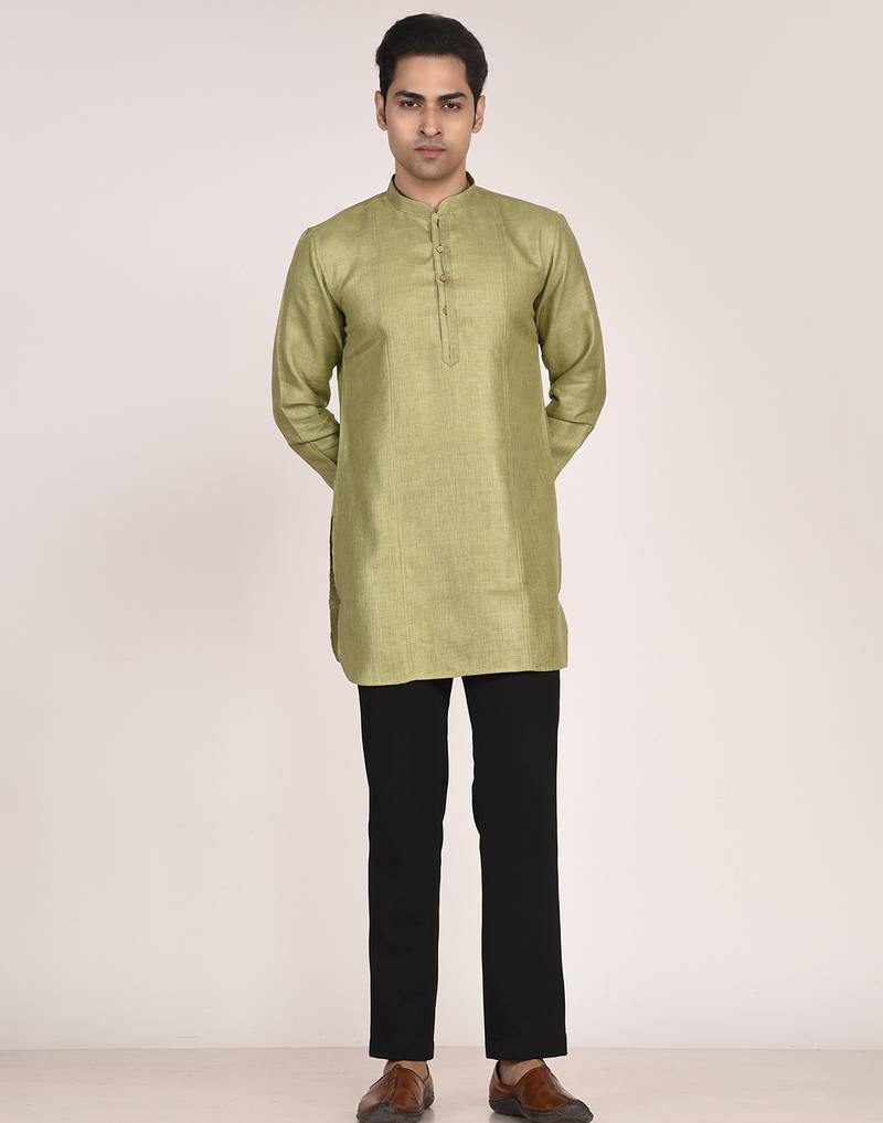 Men's pure linen short kurta with thread work