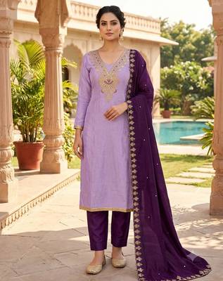 Light purple silk blend embroidered salwar kameez 1