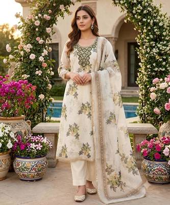 Off white silk blend embroidered salwar kameez 4