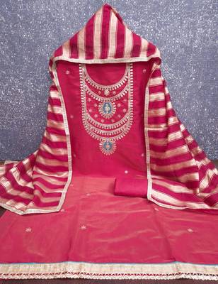 Red silk blend embroidered salwar kameez 3