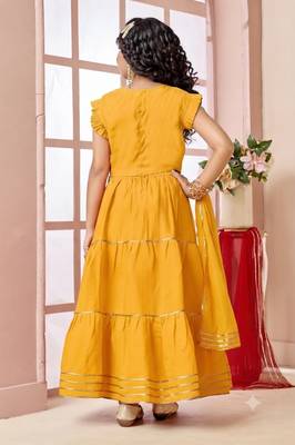Yellow embroidered art silk a line lehenga choli dupatta 3