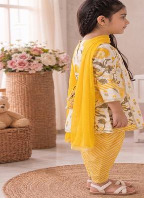 Yellow mughal dhoti set 2