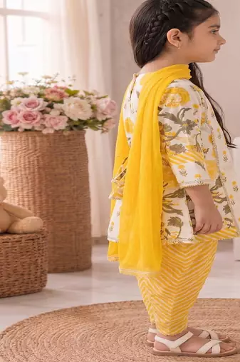 Yellow mughal dhoti set