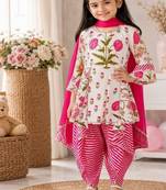 Pink leheriya dhoti set