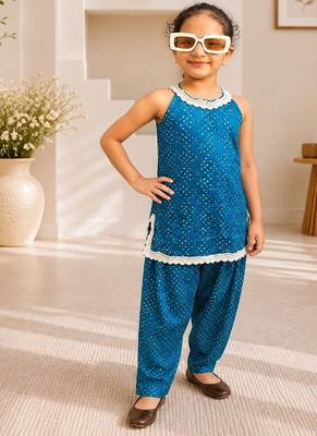 Girls teal bandhej kurti set 1