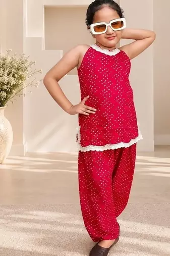Rani pink bandhej kurti set