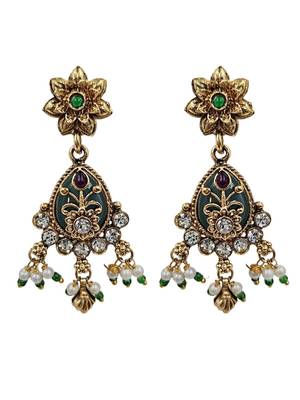 Gold-plated green & ruby enamelled kundan studded choker jewellery set 3