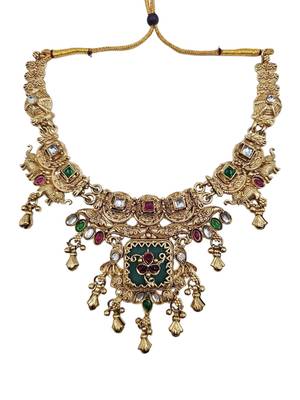 Women gold-toned & green temple antique jewellery set with maang tikka 2