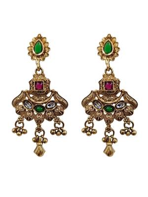 Women gold-toned & green temple antique jewellery set with maang tikka 3