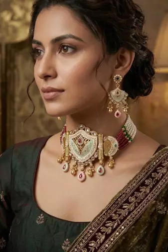 Traditional gold-plated kundan & meenakari choker jewellery set for women