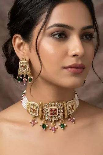 Traditional gold-plated kundan & meenakari choker jewellery set for women