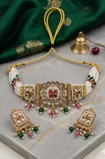 Traditional gold-plated kundan & meenakari choker jewellery set for women