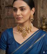 Traditional kundan meenakari choker jewelry set for women