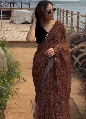Women   s brown leopard print saree with black blouse 1