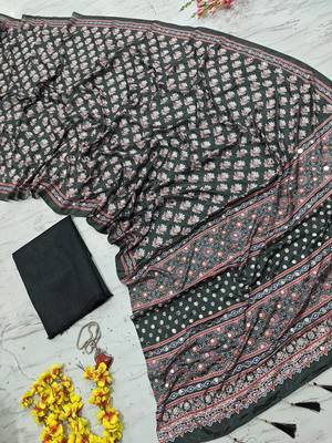 Beautiful black ajarakh print with real mirror work saree 4