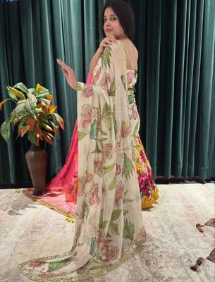 Cream silk blend floral print printed saree 3
