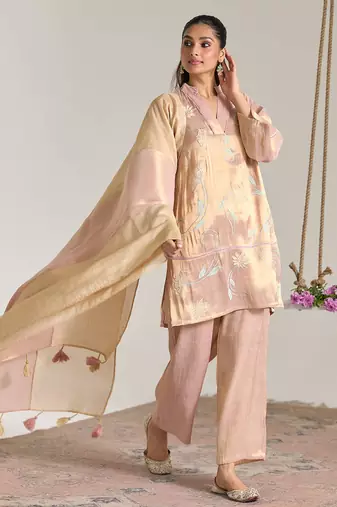 Blush beige chanderi stripe tissue dupatta