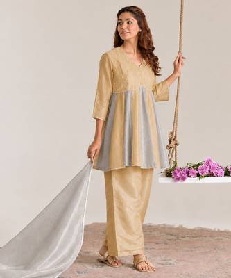 Silver kota tissue dupatta 1